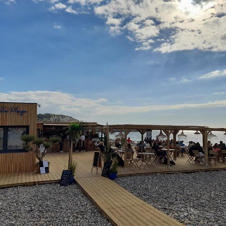 Charmante Villa Plein Sud 50M De La Plage - Balcon Vue Laterale Sur Mer - Equipee De La Fibre, Wifi, Internet Мер-ле-Бен Екстер'єр фото