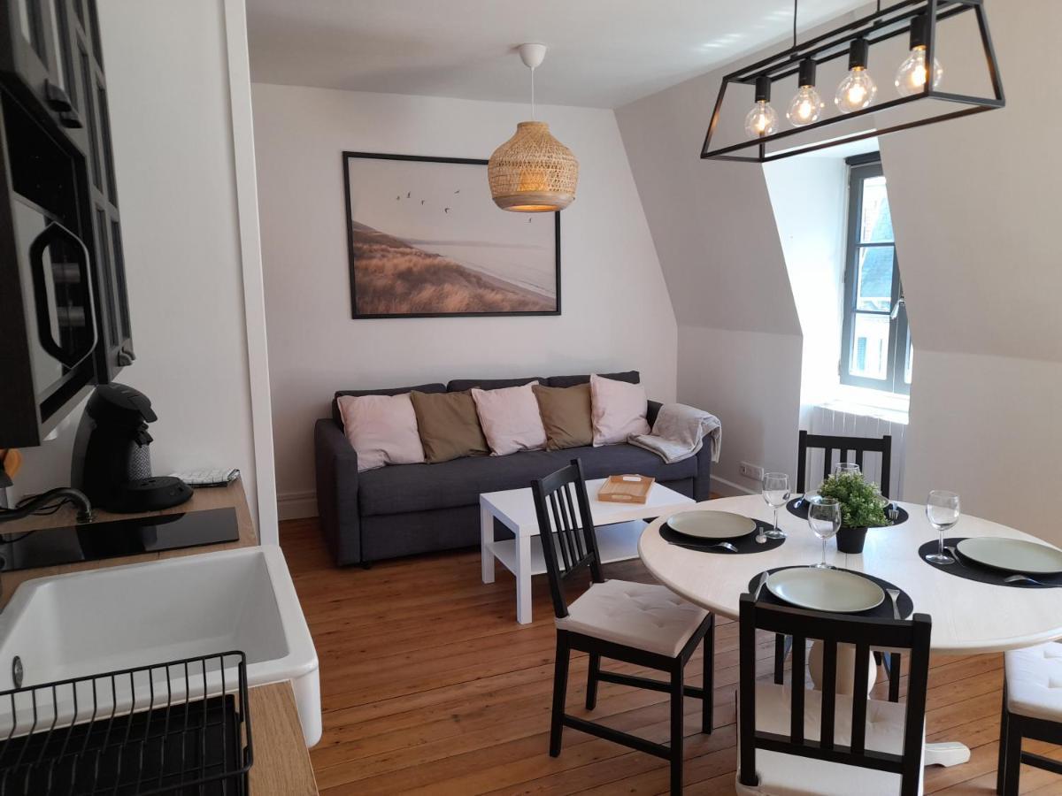 Charmante Villa Plein Sud 50M De La Plage - Balcon Vue Laterale Sur Mer - Equipee De La Fibre, Wifi, Internet Мер-ле-Бен Екстер'єр фото
