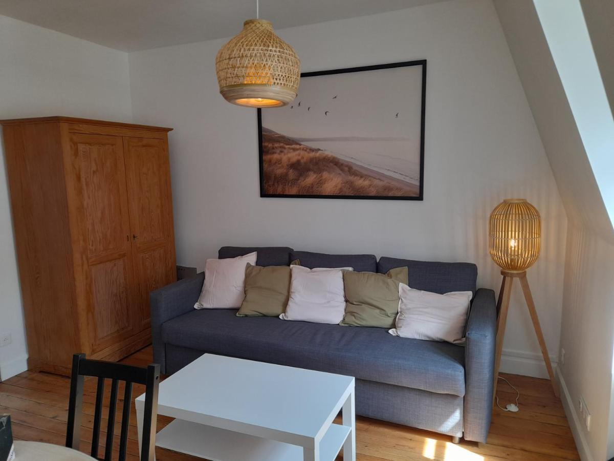 Charmante Villa Plein Sud 50M De La Plage - Balcon Vue Laterale Sur Mer - Equipee De La Fibre, Wifi, Internet Мер-ле-Бен Екстер'єр фото