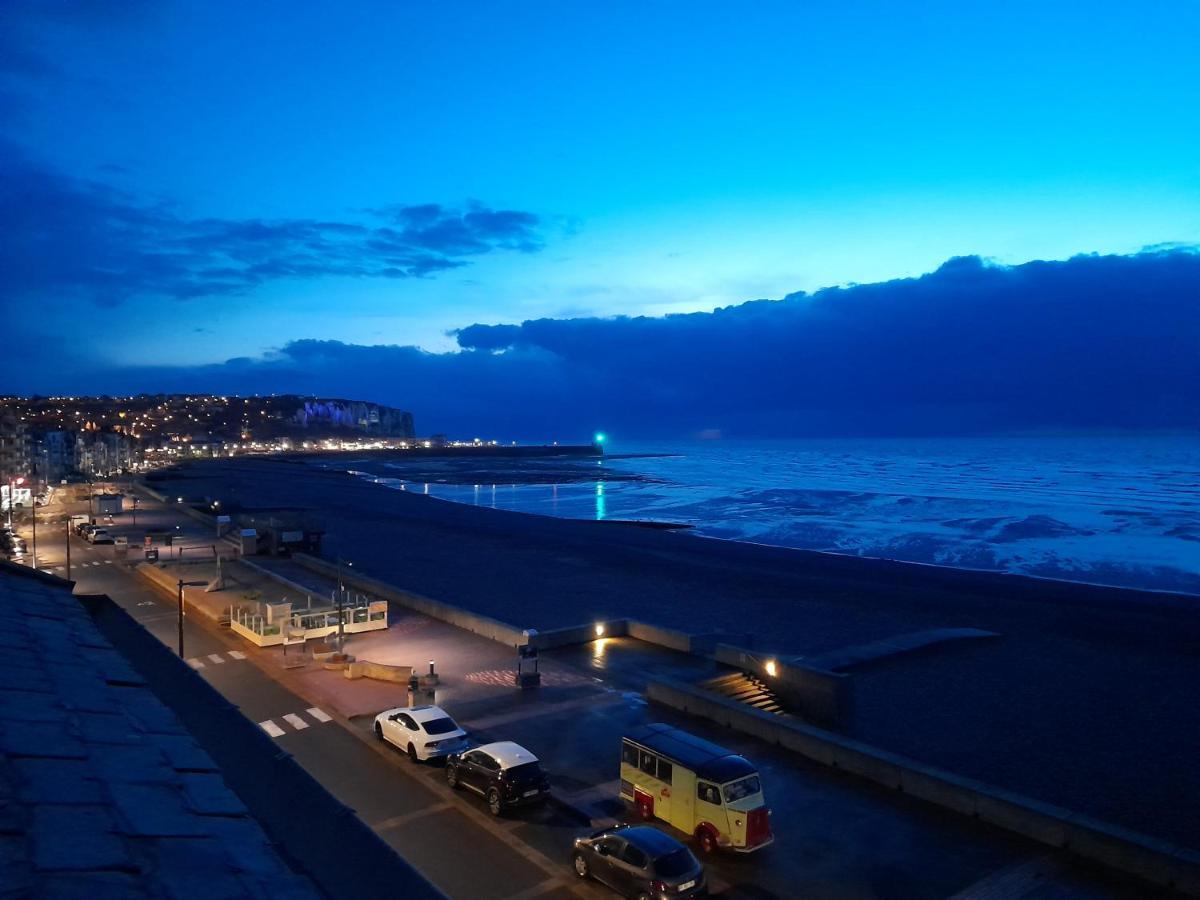 Charmante Villa Plein Sud 50M De La Plage - Balcon Vue Laterale Sur Mer - Equipee De La Fibre, Wifi, Internet Мер-ле-Бен Екстер'єр фото